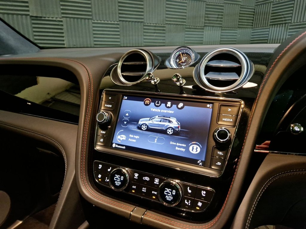 Used Bentley Bentayga 2019 for sale - 76333685: Photo 14