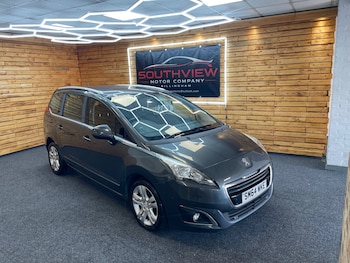 Used Peugeot 5008 2015 for sale - 78980548: Photo