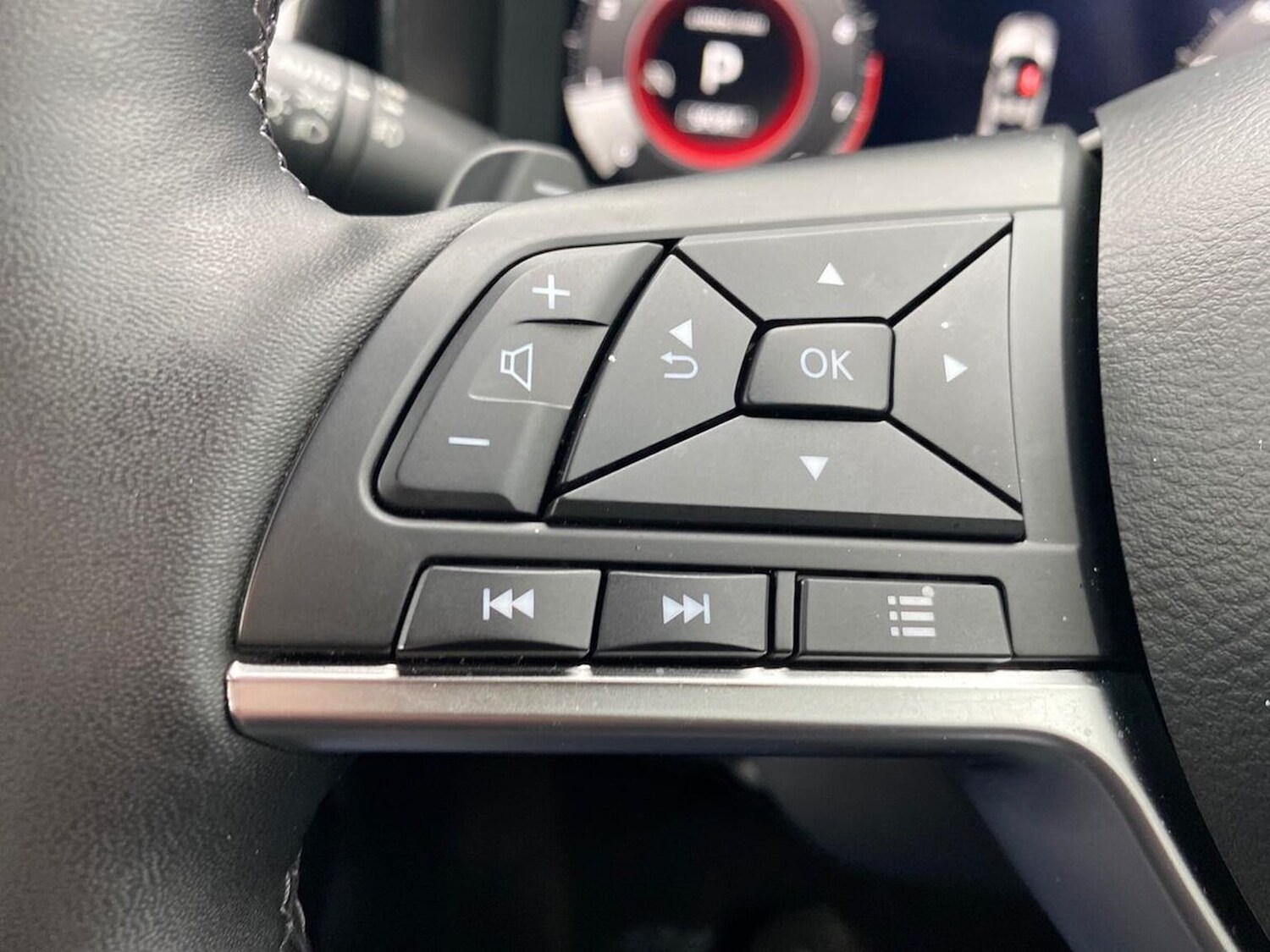 Used Nissan Juke 2024 for sale - 76030317: Photo 27