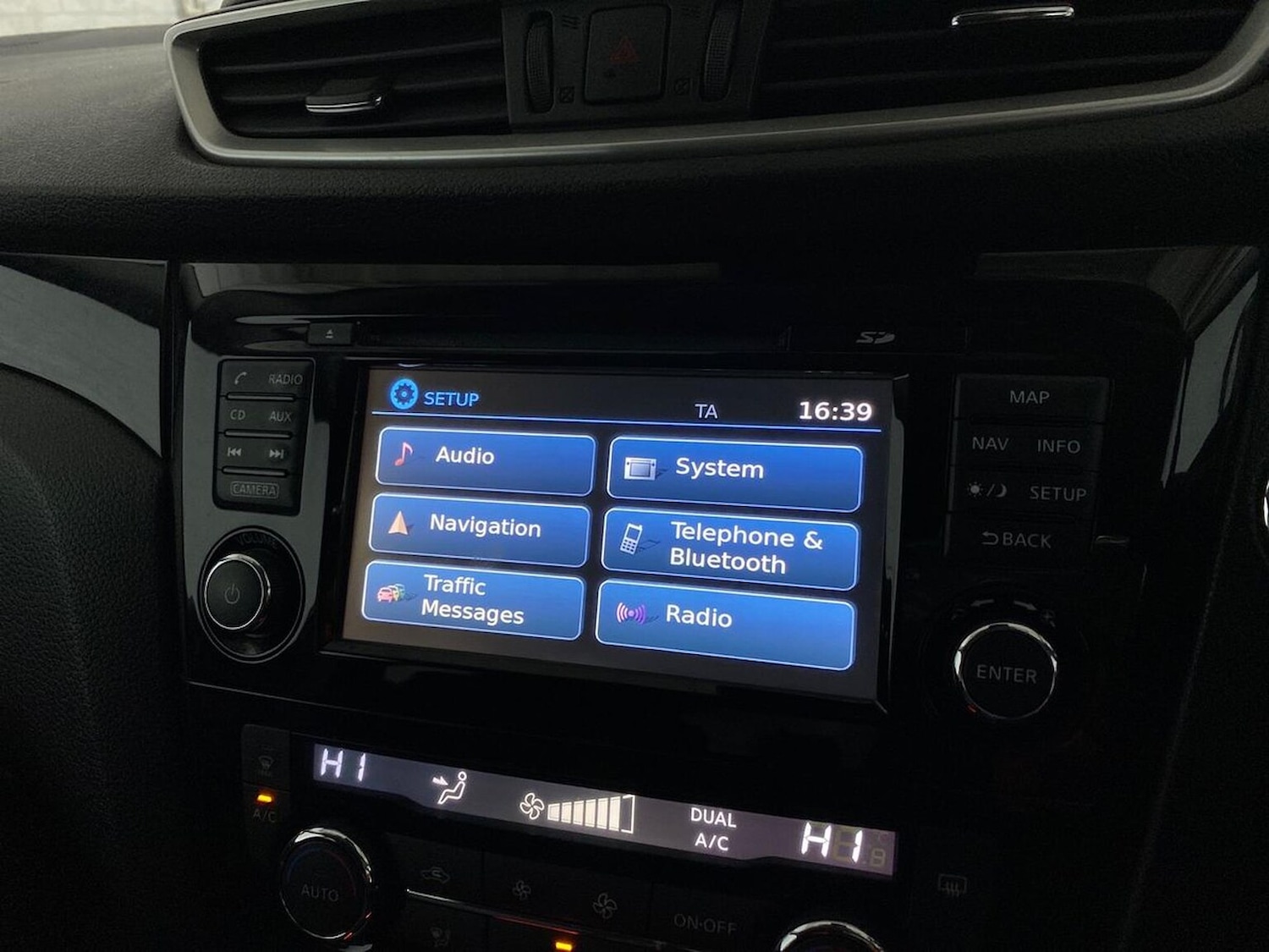 Used Nissan Qashqai 2017 for sale - 76693317: Photo 25