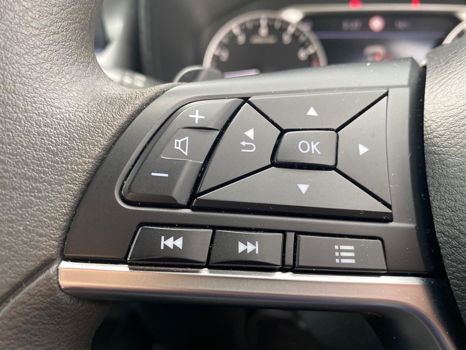 Used Nissan Juke 2024 for sale - 77716532: Photo 25