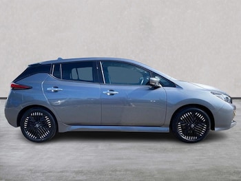 Used Nissan Leaf 2022 for sale - 79124921: Photo