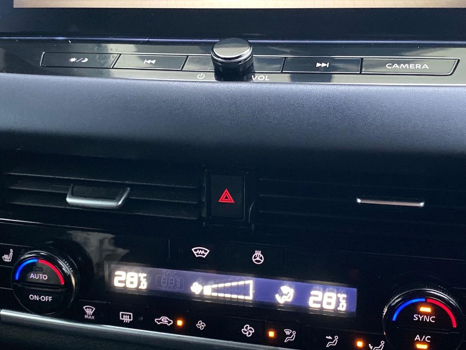 Used Nissan Qashqai 2022 for sale - 77028073: Photo 22