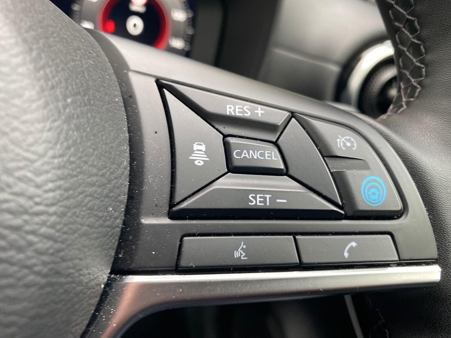 Used Nissan Juke 2024 for sale - 76030315: Photo 26