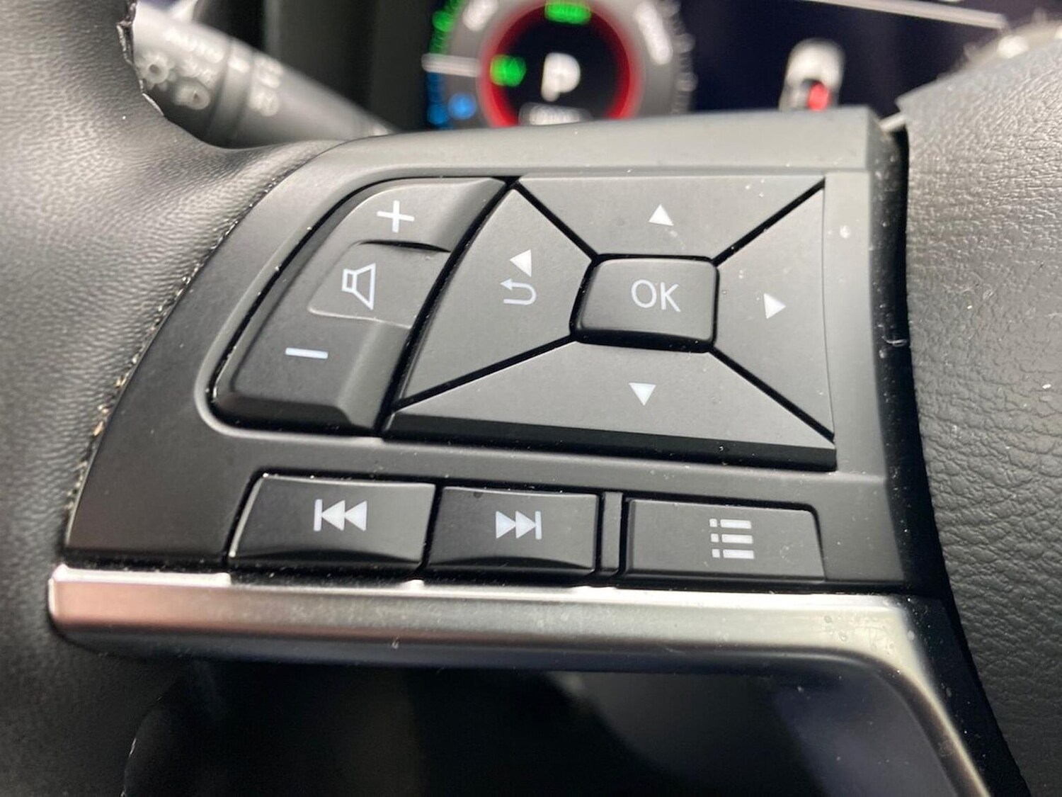 Used Nissan Juke 2024 for sale - 76030315: Photo 27