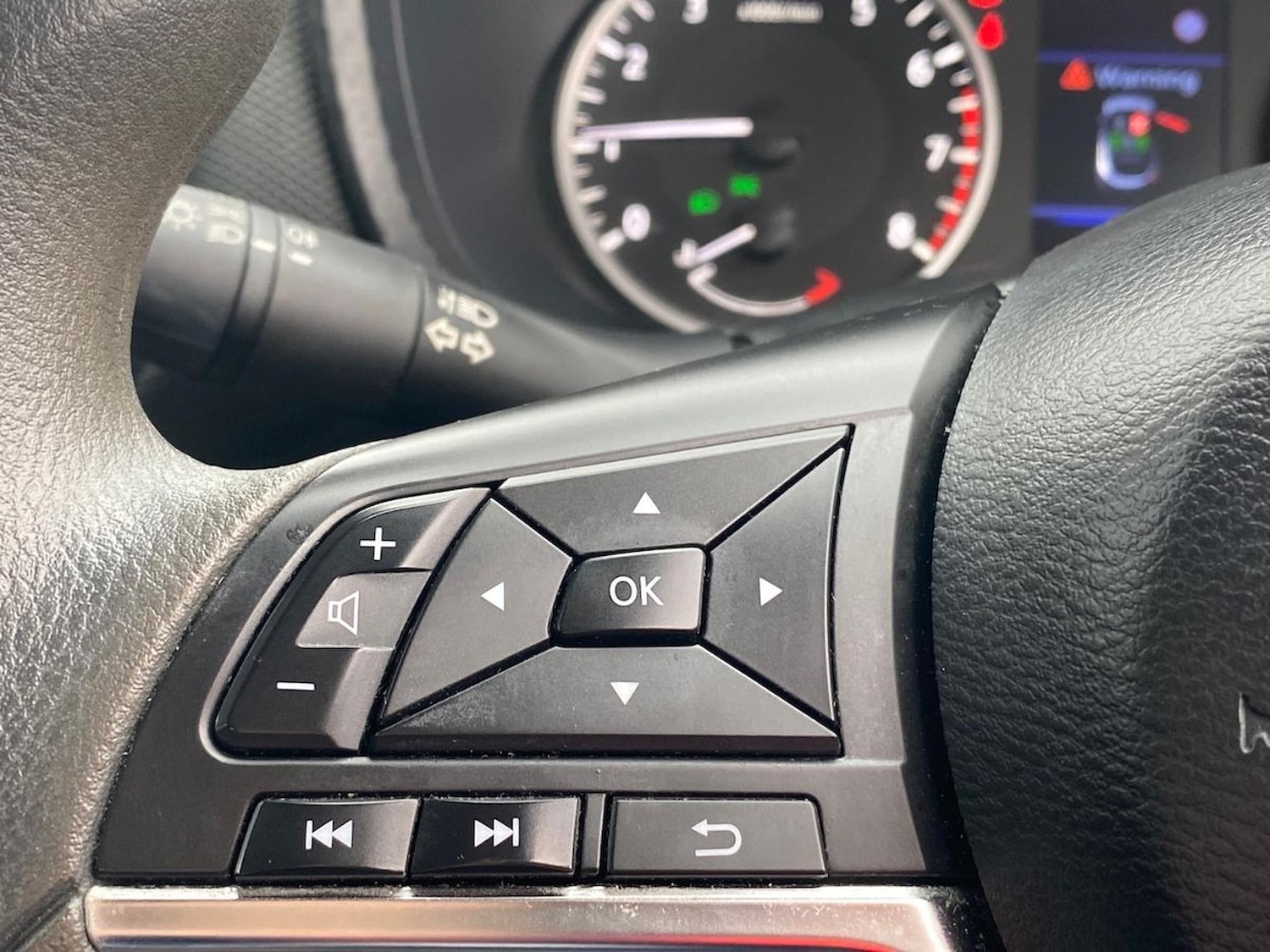 Used Nissan Juke 2022 for sale - 76663792: Photo 25