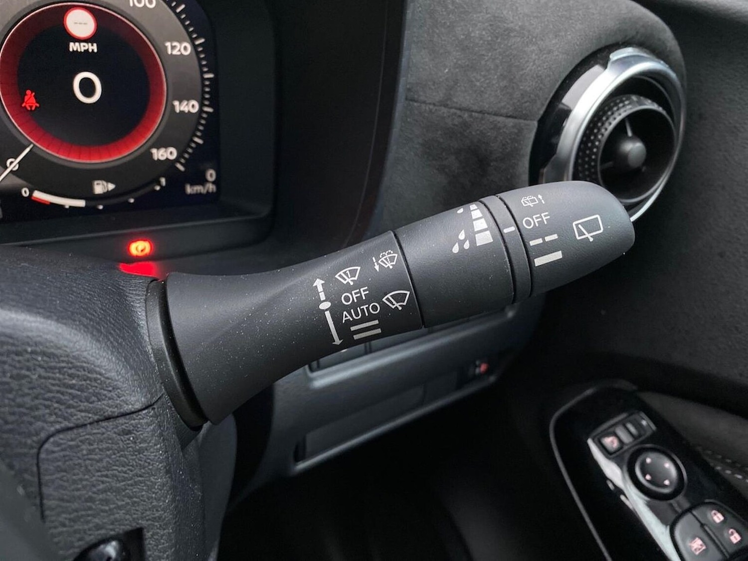 Used Nissan Juke 2025 for sale - 76918990: Photo 29