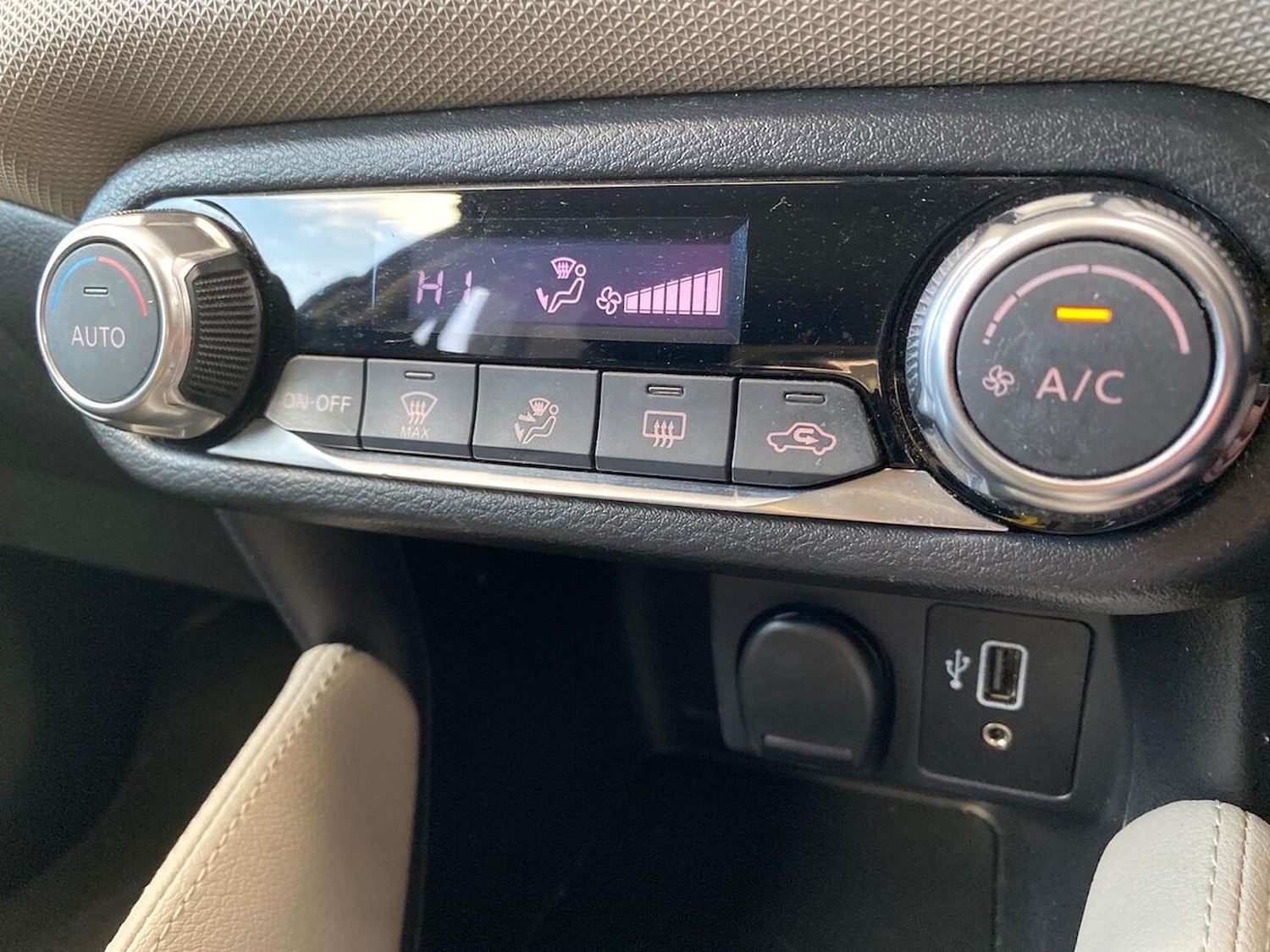 Used Nissan Micra 2019 for sale - 76497224: Photo 12