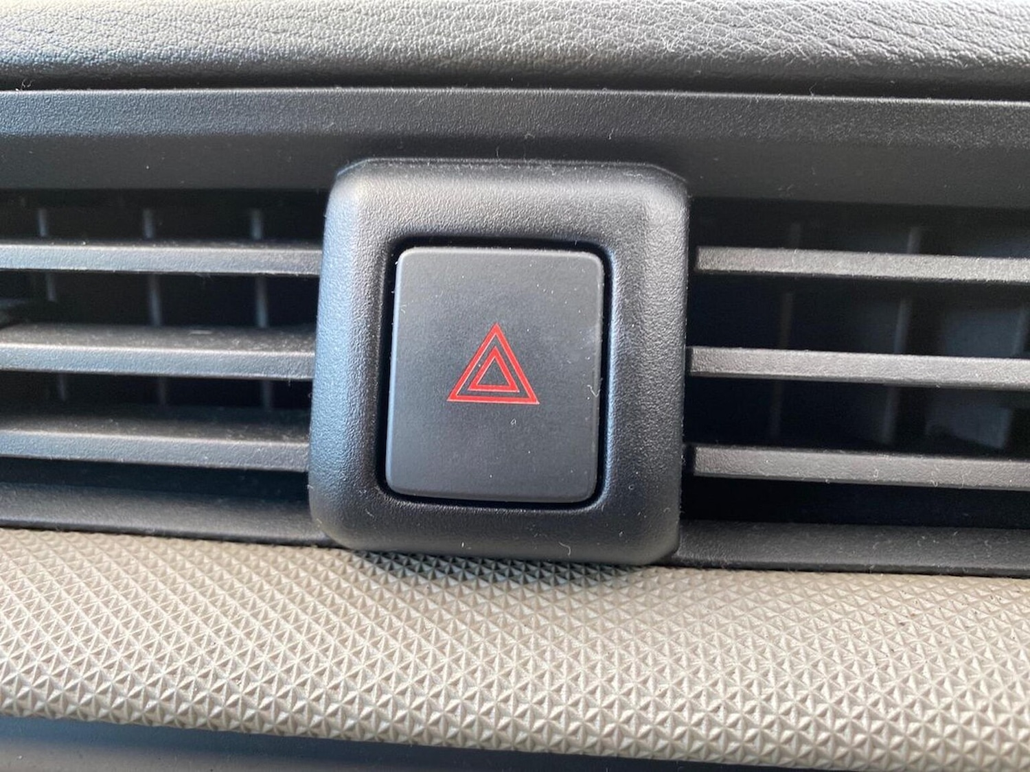 Used Nissan Micra 2019 for sale - 76497224: Photo 22