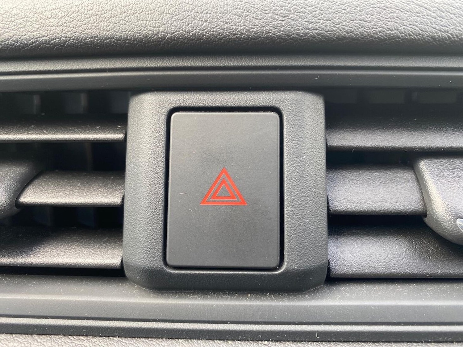 Used Nissan Leaf 2021 for sale - 76198490: Photo 22