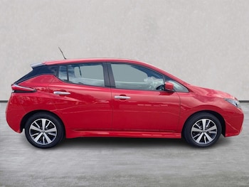 Used Nissan Leaf 2021 for sale - 76198490: Photo