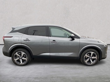 Used Nissan Qashqai 2021 for sale - 76374998: Photo