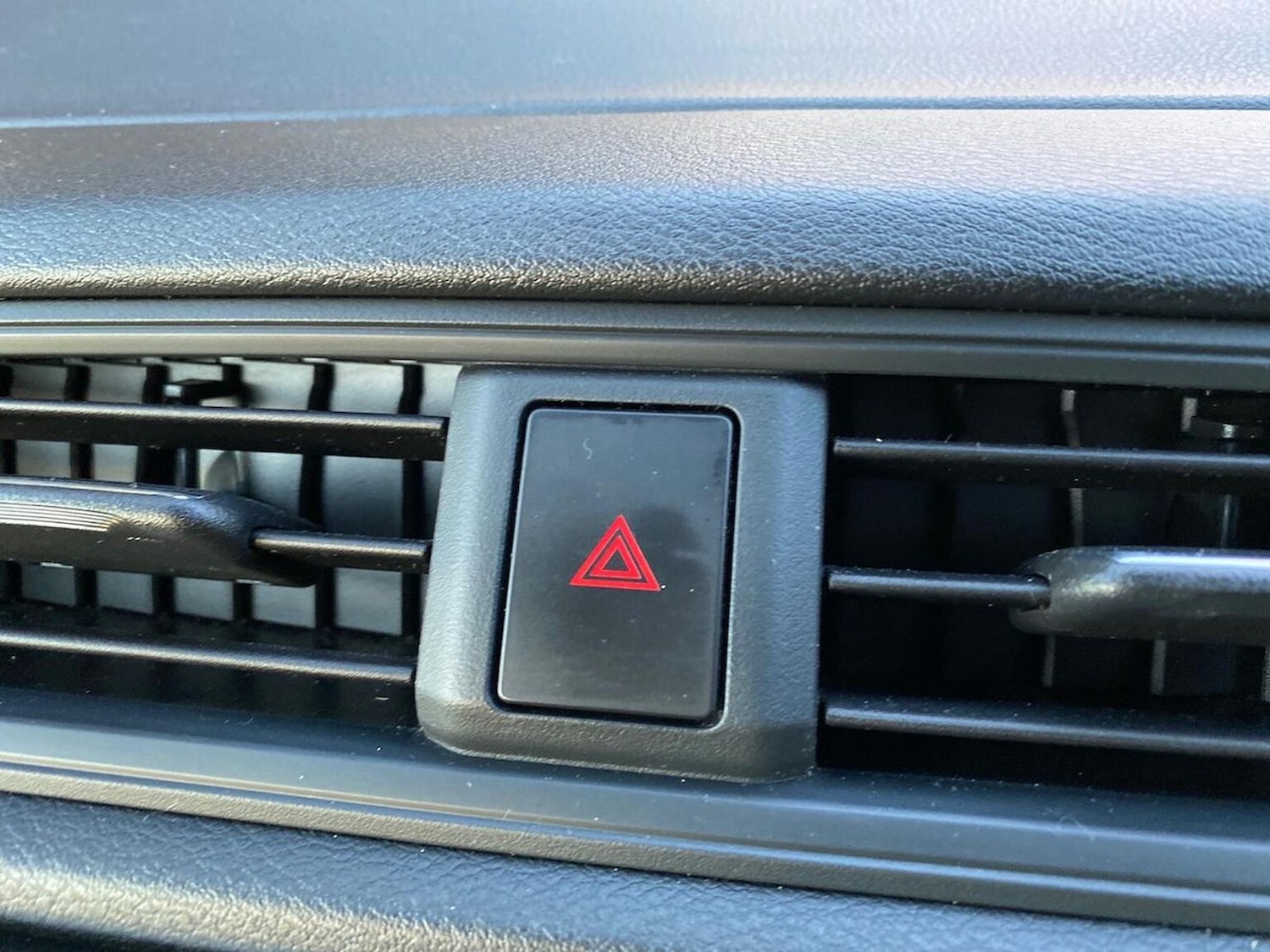 Used Nissan Leaf 2022 for sale - 76957529: Photo 22