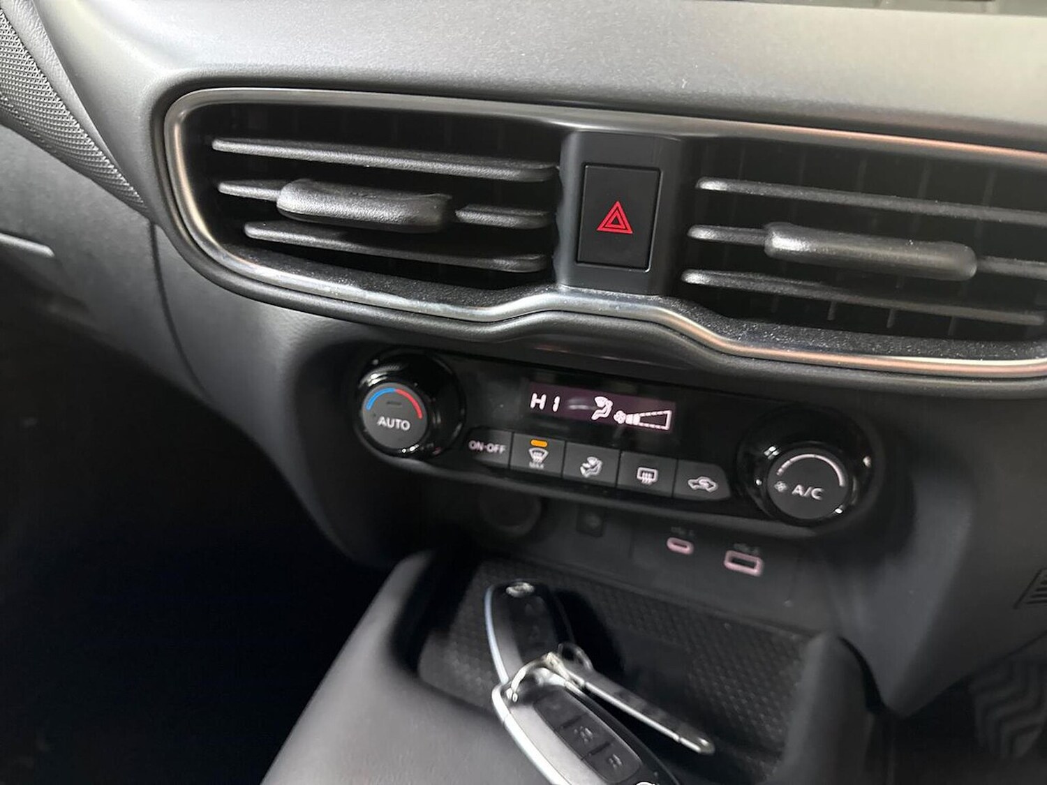 Used Nissan Juke 2025 for sale - 78192051: Photo 22