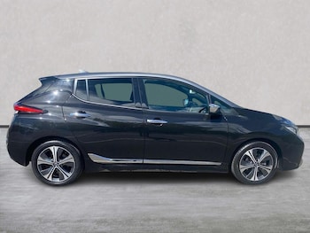 Used Nissan Leaf 2021 for sale - 78532543: Photo