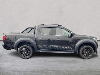 Used Nissan Navara 2019 for sale - 76293024: Photo