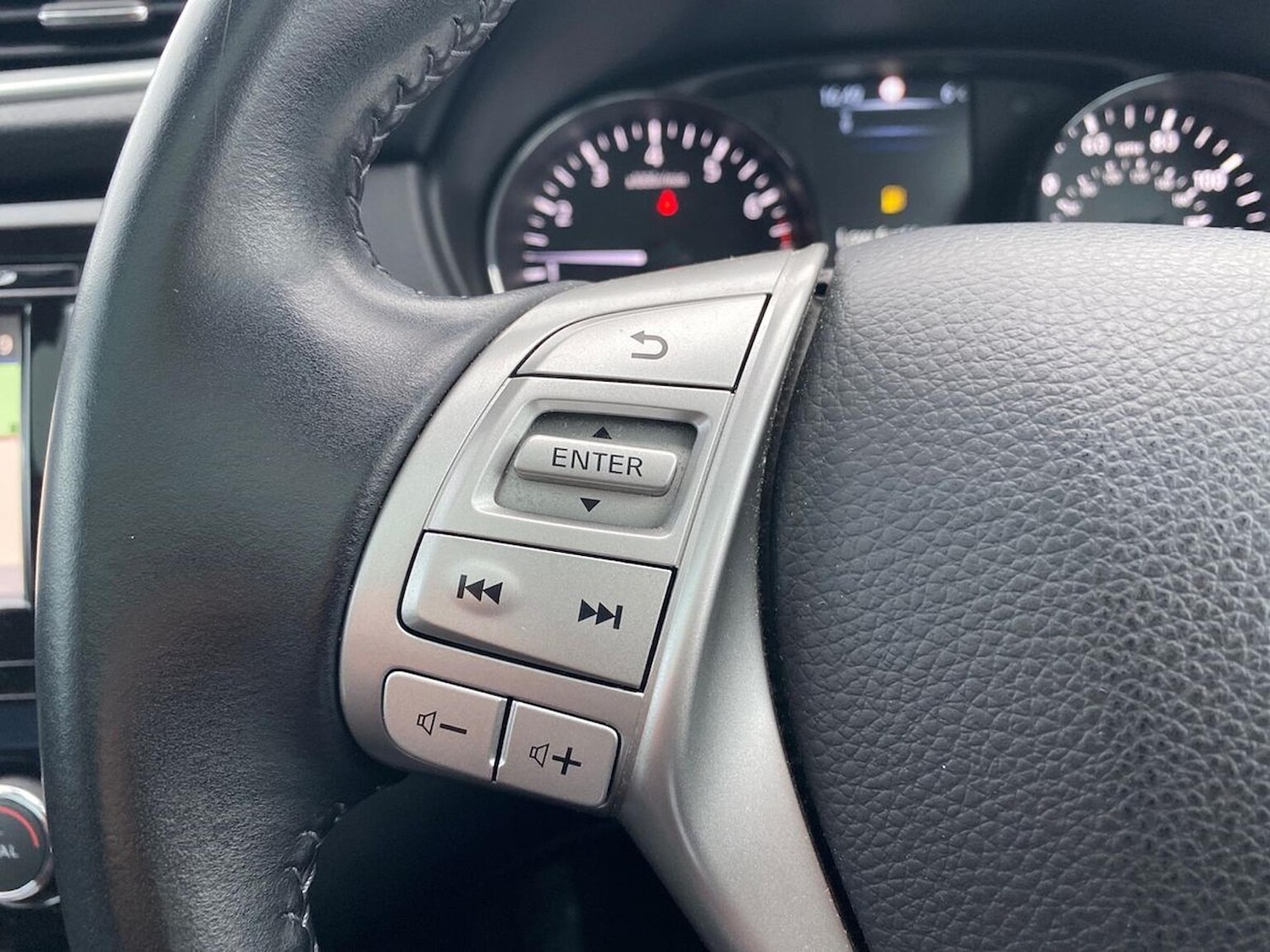 Used Nissan Qashqai 2016 for sale - 78191996: Photo 29