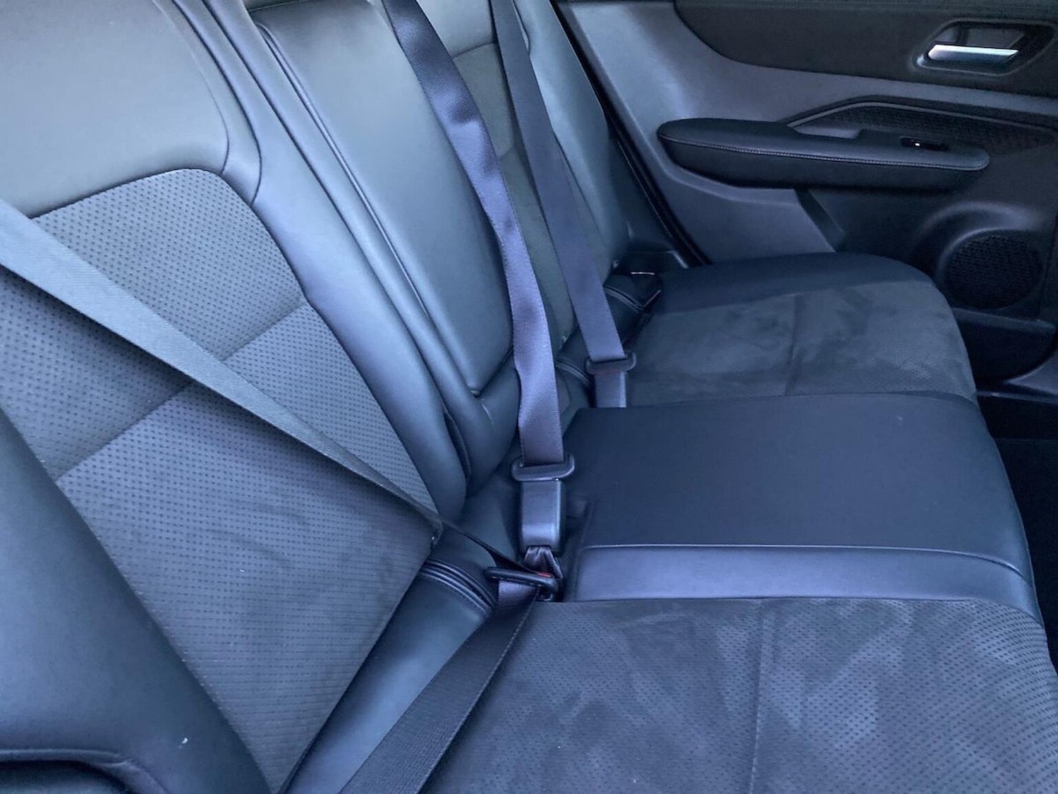 Used Nissan ARIYA 2022 for sale - 77012402: Photo 16