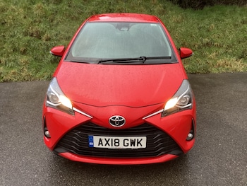 Used Toyota Yaris 2018 for sale - 77572493: Photo