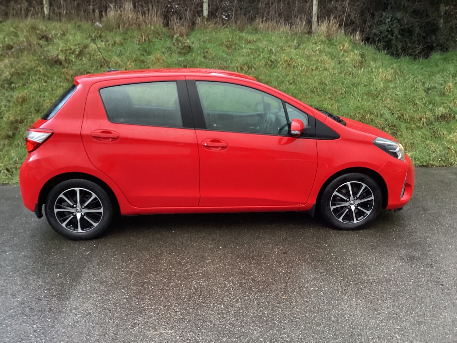 Used Toyota Yaris 2018 for sale - 77572493: Photo 4