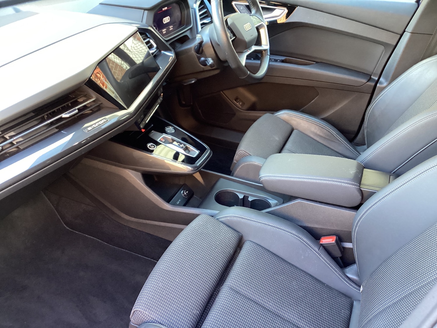 Used Audi Q4 e-tron 2023 for sale - 77889363: Photo 9