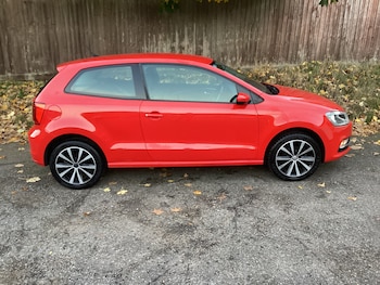 Used Volkswagen Polo 2014 for sale - 76520987: Photo