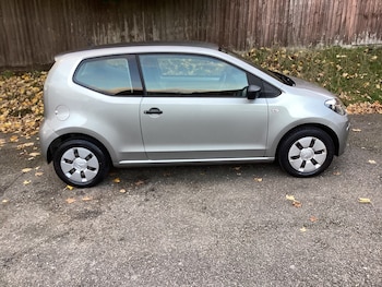 Used Volkswagen up! 2015 for sale - 76520985: Photo