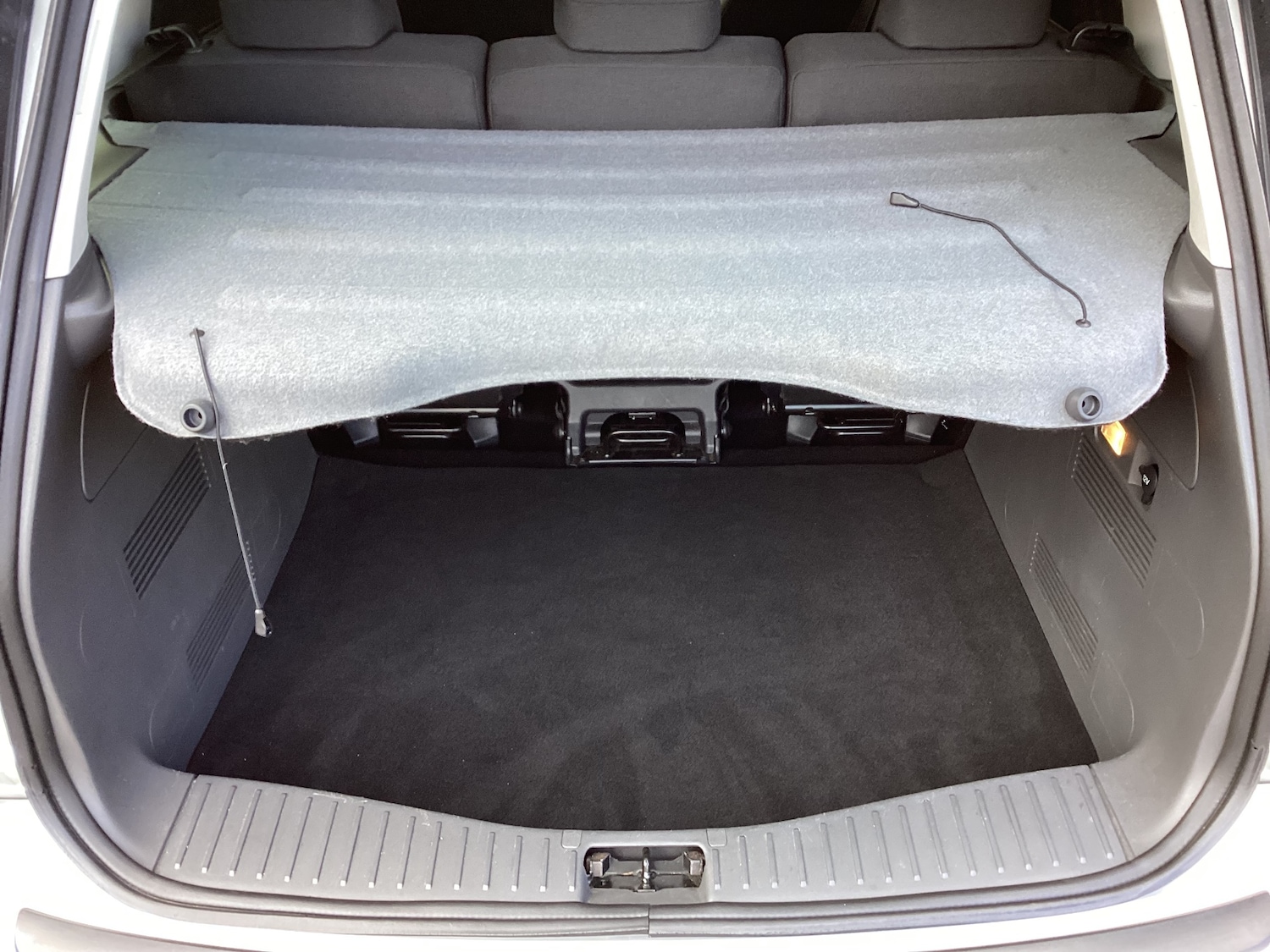 Used Ford C-Max 2010 for sale - 76740973: Photo 12