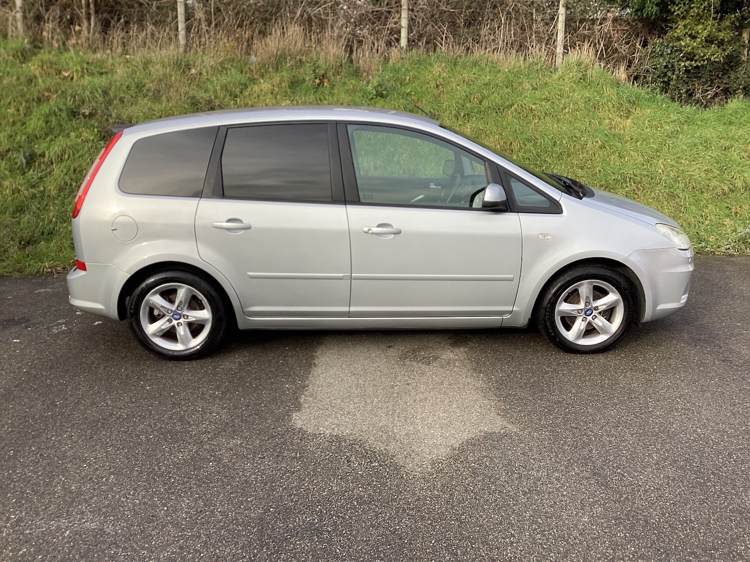 Used Ford C-Max 2010 for sale - 76740973: Photo 4