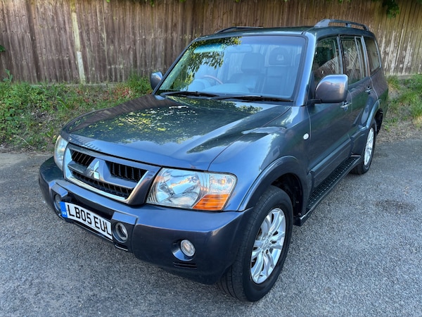 Used Mitsubishi Shogun 2005 for sale - 74676316: Photo 1