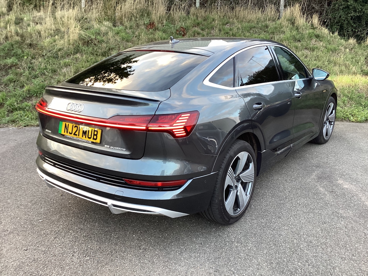 Used Audi e-tron 2021 for sale - 75899783: Photo 5