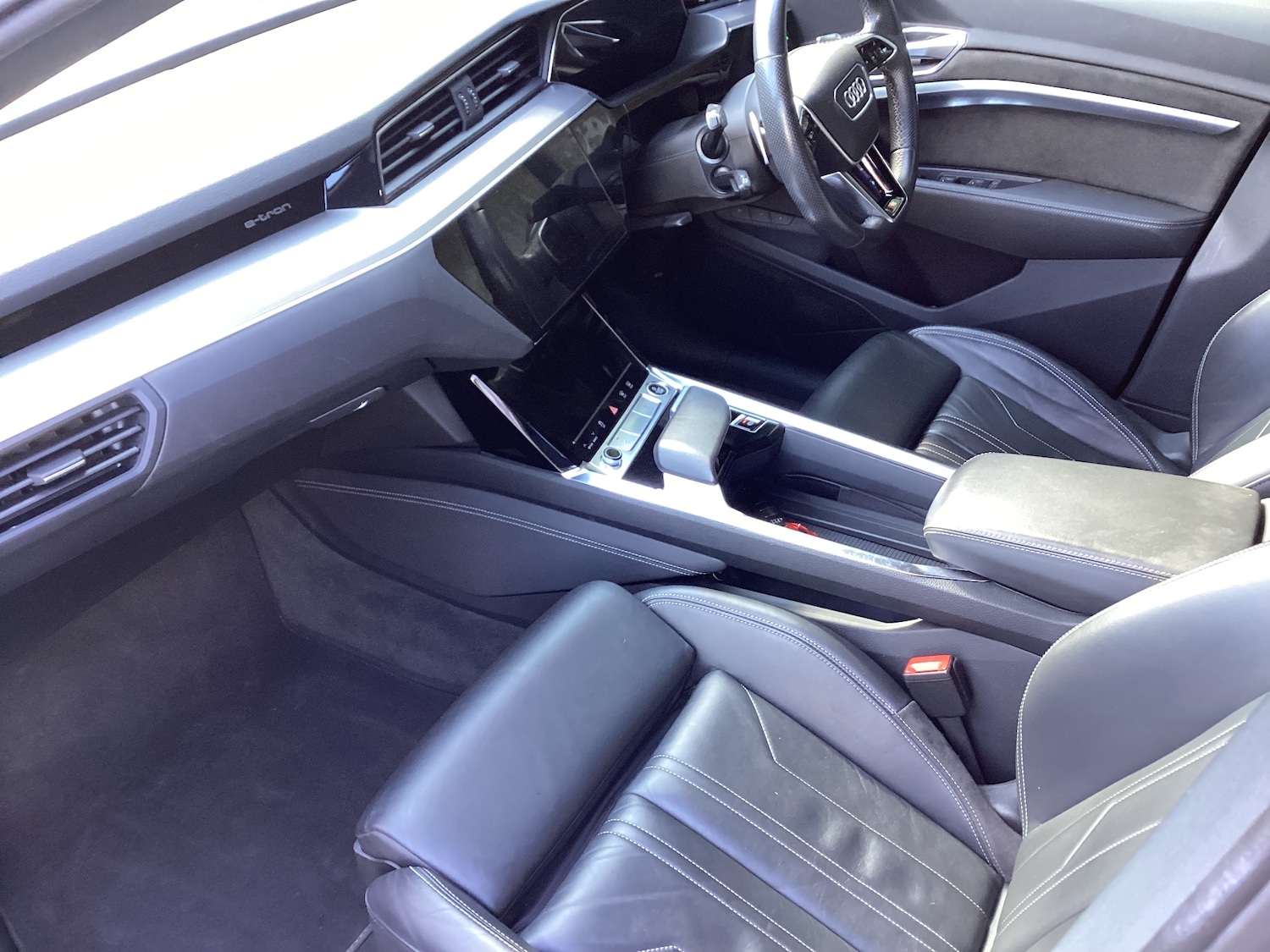 Used Audi e-tron 2021 for sale - 75899783: Photo 9