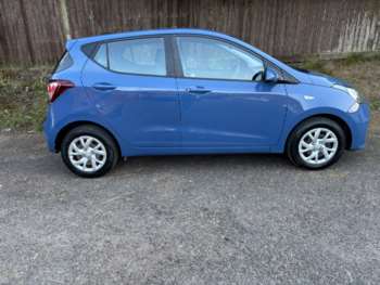 Used Hyundai i10 2017 for sale - 74836052: Photo