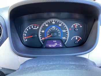 Used Hyundai i10 2015 for sale - 78460054: Photo