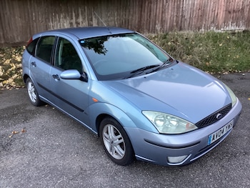 Used Ford Focus 2004 for sale - 76369529: Photo