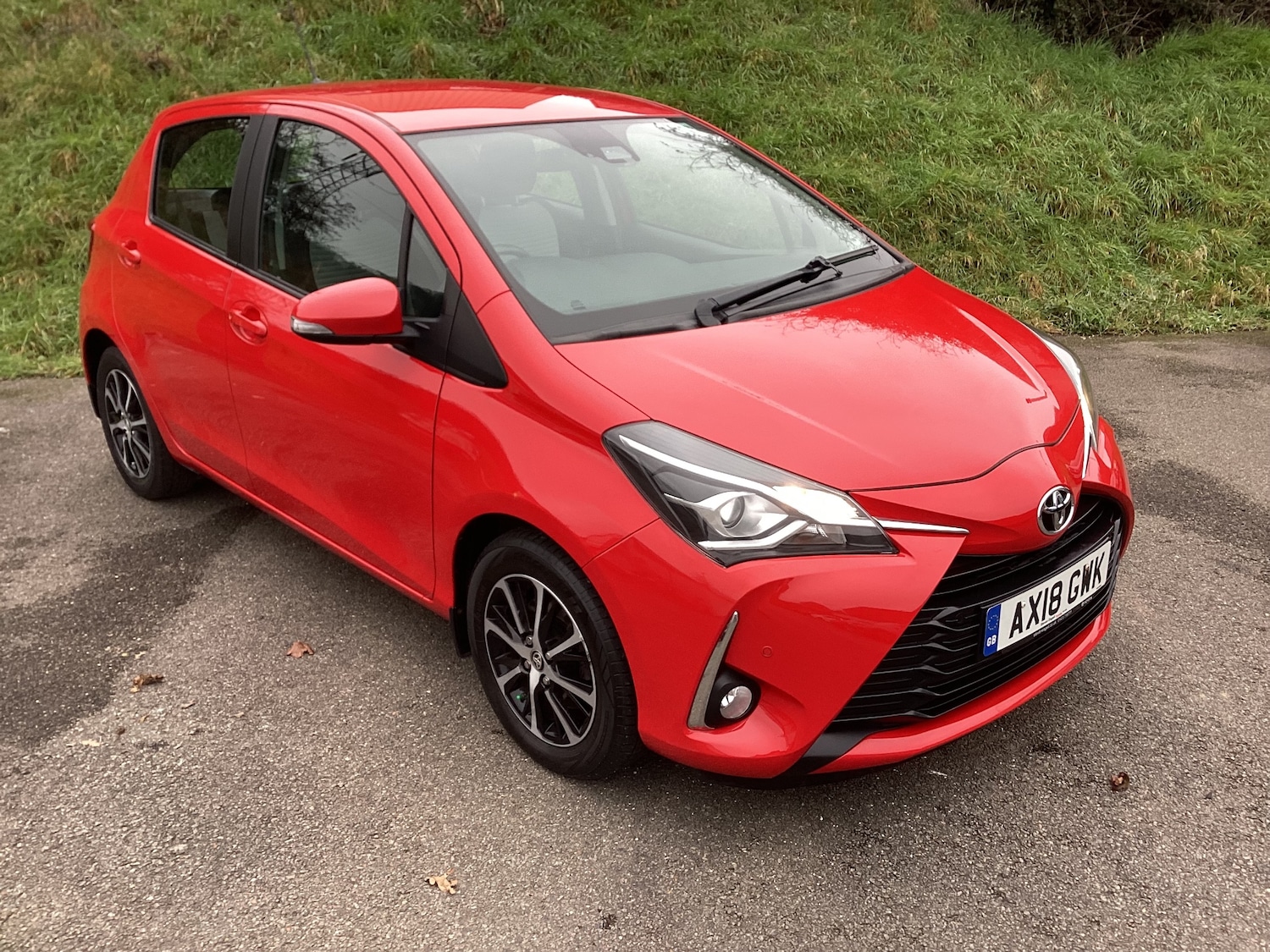 Used Toyota Yaris 2018 for sale - 77792977: Photo 3