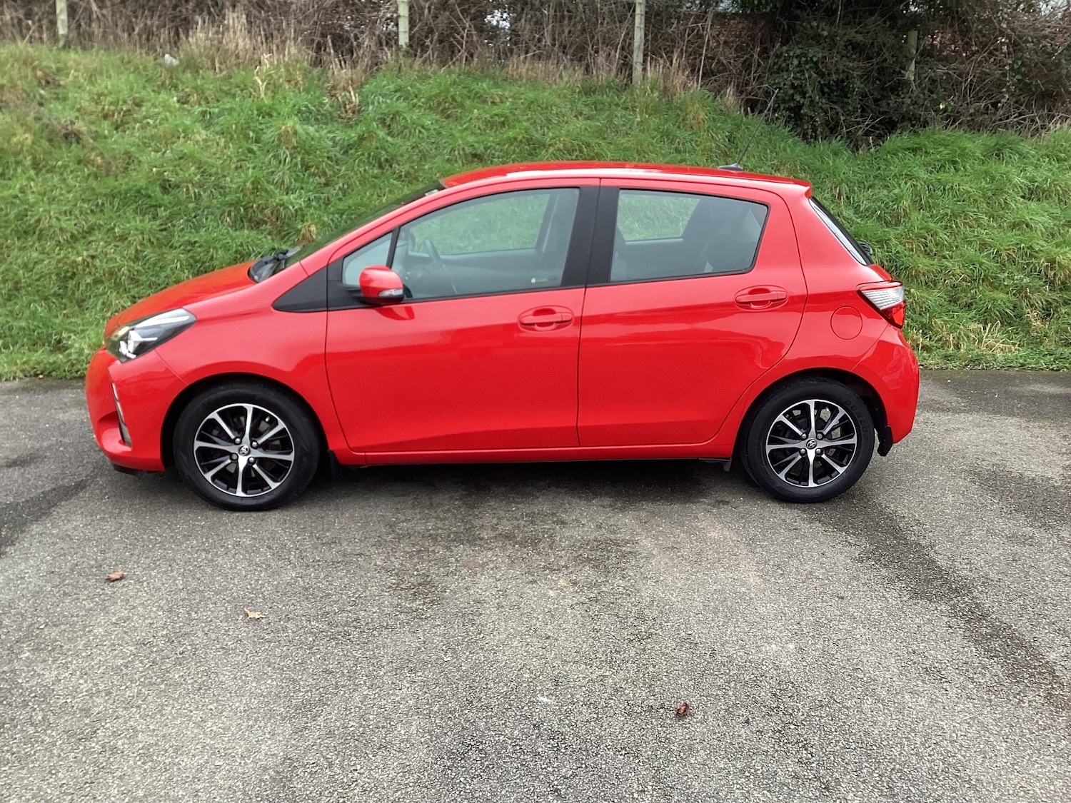 Used Toyota Yaris 2018 for sale - 77792977: Photo 8
