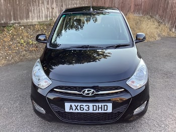 Used Hyundai i10 2014 for sale - 79531952: Photo