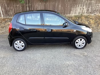 Used Hyundai i10 2014 for sale - 79531952: Photo