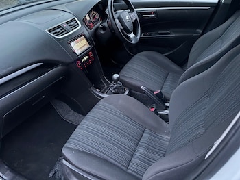 Used Suzuki Swift 2014 for sale - 77477850: Photo