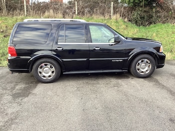 Used Lincoln Navigator 2006 for sale - 77395122: Photo