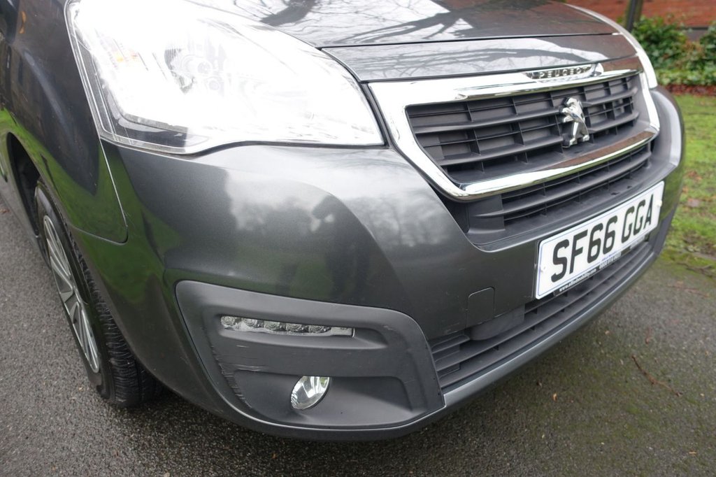 Used Peugeot Partner Tepee 2016 for sale - 77820701: Photo 18