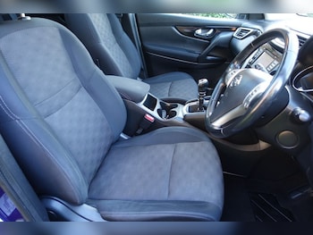 Used Nissan Qashqai 2016 for sale - 76617981: Photo