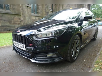 Used Ford Focus 2017 for sale - 75642576: Photo