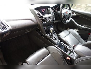 Used Ford Focus 2017 for sale - 75642576: Photo