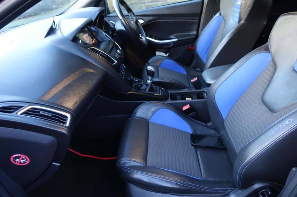 Used Ford Focus 2016 for sale - 77953165: Photo 2