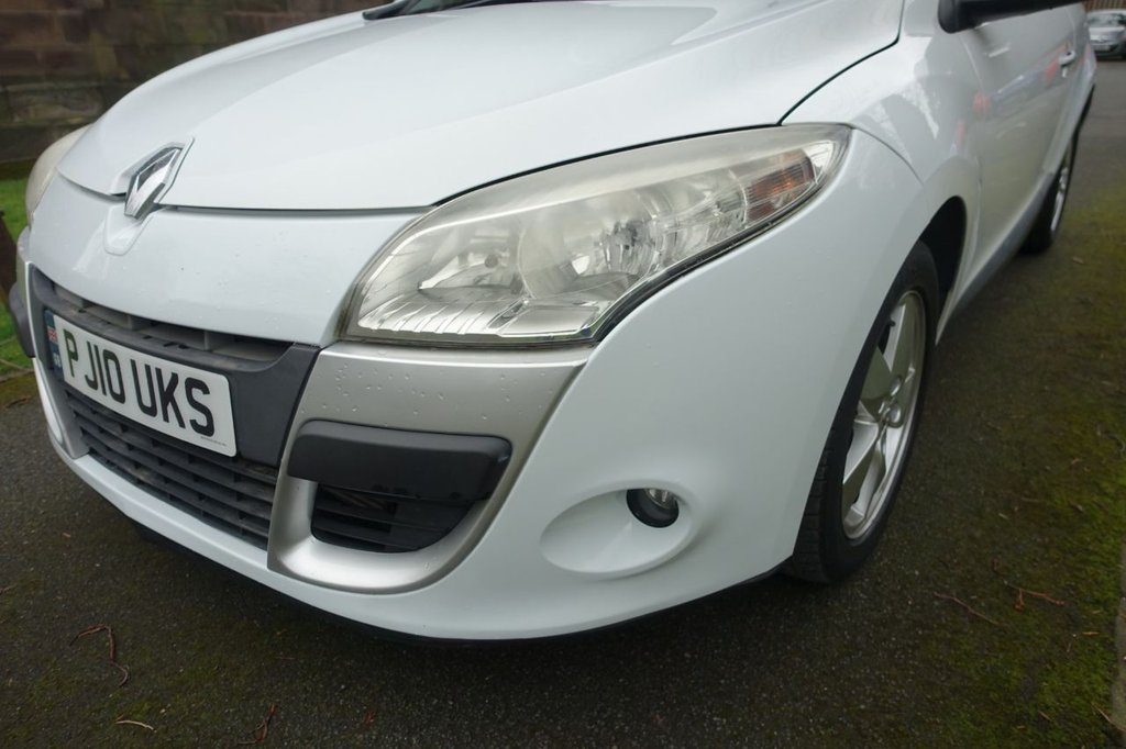 Used Renault Megane 2010 for sale - 77820766: Photo 18