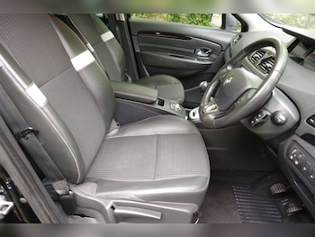 Used Renault Scenic 2016 for sale - 78556906: Photo