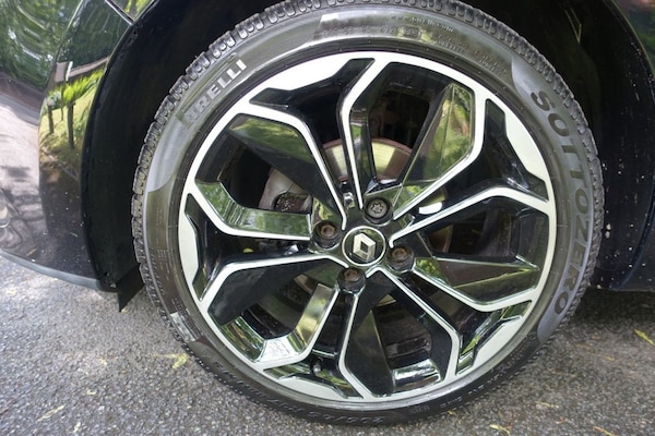Used Renault Clio 2018 for sale - 74784005: Photo 26