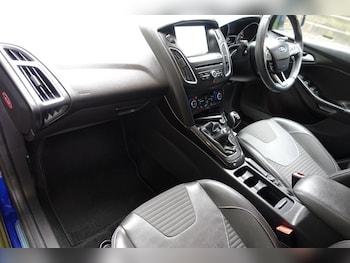 Used Ford Focus 2015 for sale - 79370992: Photo